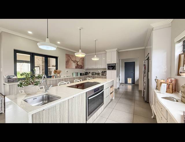 4 BEDROOM FREEHOLD RENTED IN BALLITO CENTRAL